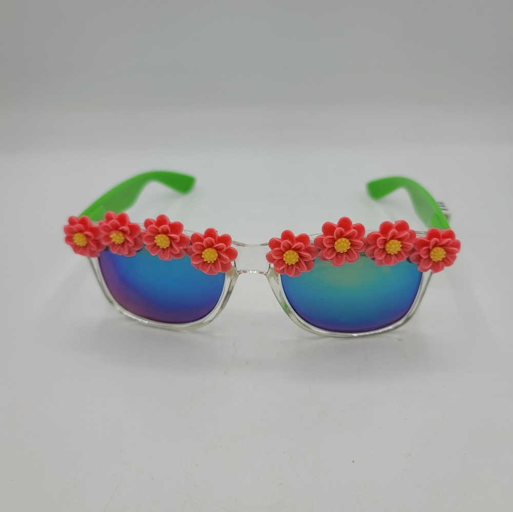 Floral Embellished Sunglasses - Green Frame, Blue Gradient Lens - Picture 6 of 6
